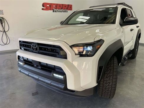 Used 2025 Toyota 4Runner SR5 image 7