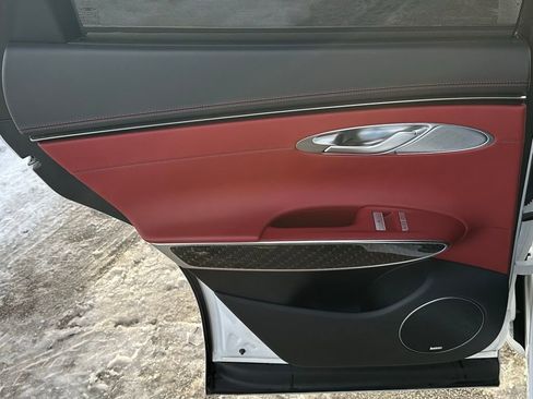 Used 2022 Genesis GV70 3.5T Sport w/ Sport Prestige Package image 19