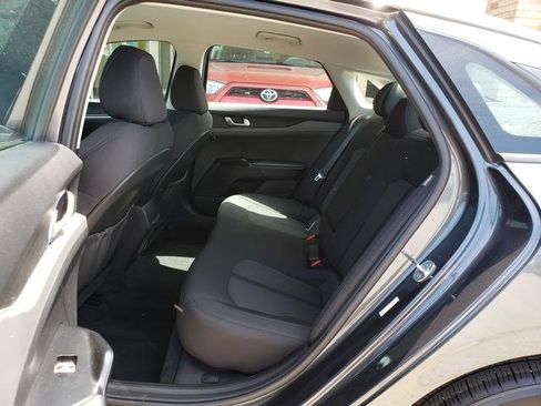 Used 2021 Kia K5 LXS FWD image 12