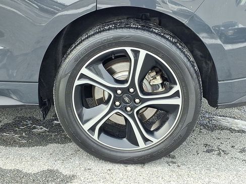 Used 2021 Ford Edge ST image 9