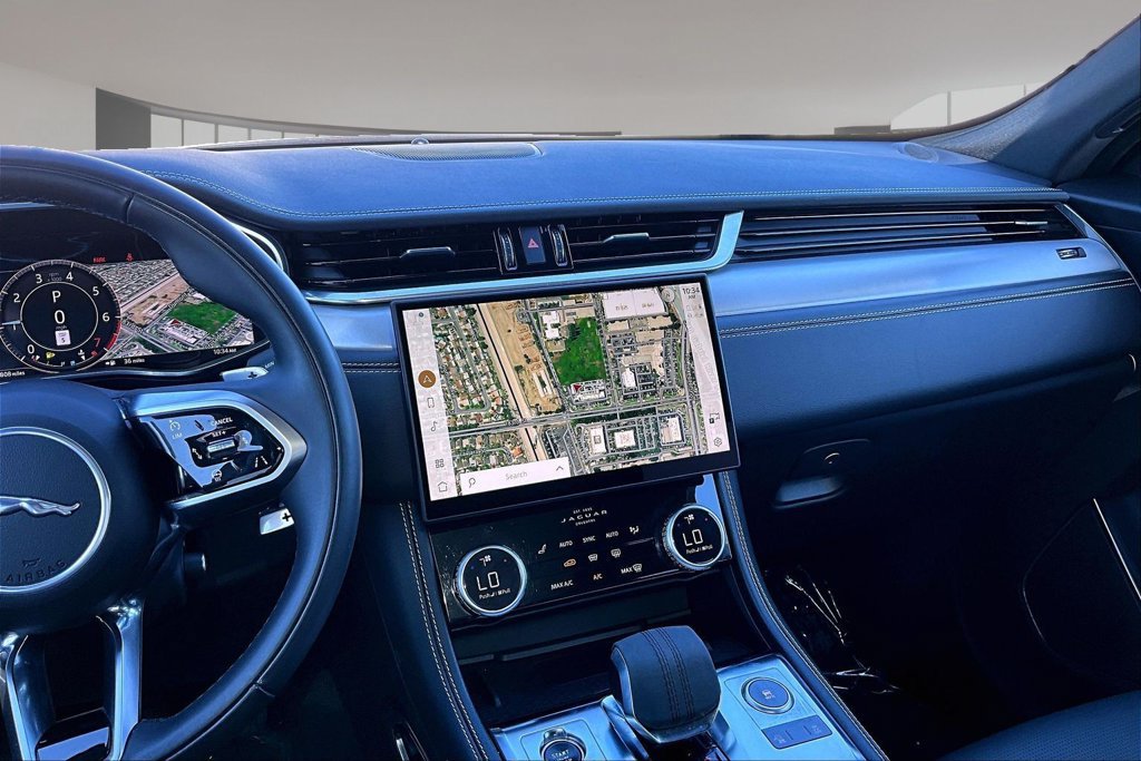 Used 2024 Jaguar F-PACE R-Dynamic S AWD/4WD image 9
