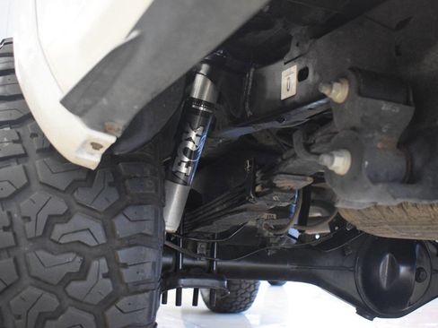 Used 2017 Toyota Tacoma SR5 image 30