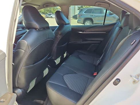 Used 2023 Toyota Camry SE FWD image 16