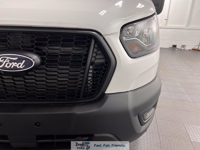 New 2026 Ford Transit 250 148 Medium Roof w/ Load Area Protection Package RWD image 15