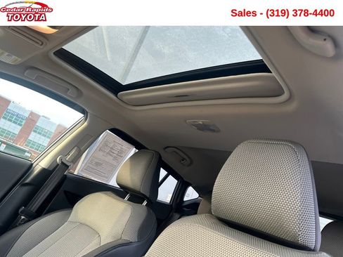 Used 2024 Subaru Crosstrek 2.0i Premium image 19