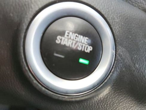 Used 2019 GMC Terrain Denali image 16