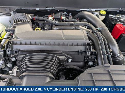 New 2025 Ford Maverick Tremor image 26