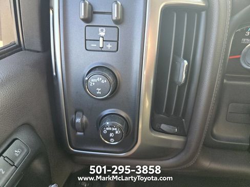 Used 2018 Chevrolet Silverado 1500 LTZ w/ Sport Package AWD/4WD image 27