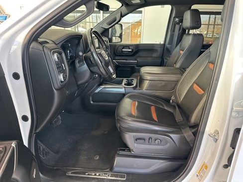 Used 2023 GMC Sierra 2500 AT4 w/ AT4 Premium Plus Package image 9