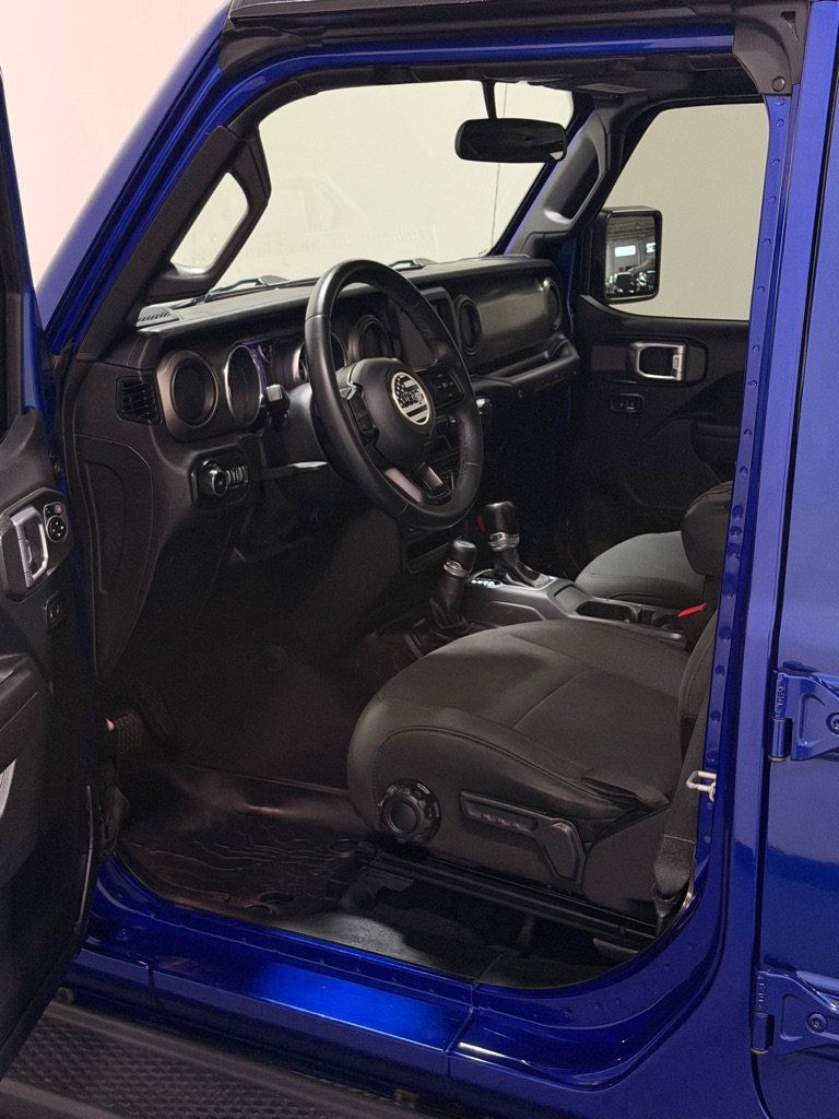 Used 2018 Jeep Wrangler Unlimited Sport S AWD/4WD image 8