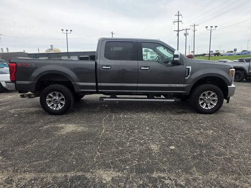 Used 2019 Ford F250 XLT w/ XLT Premium Package AWD/4WD image 8