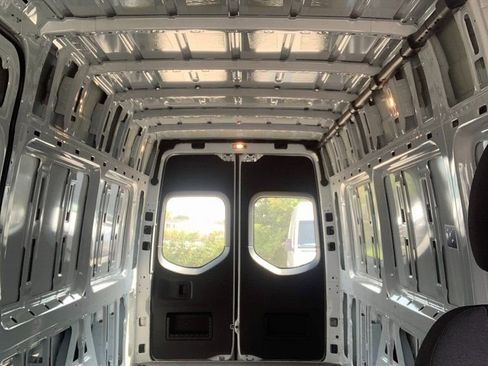 New 2025 Mercedes-Benz Sprinter 2500 image 9