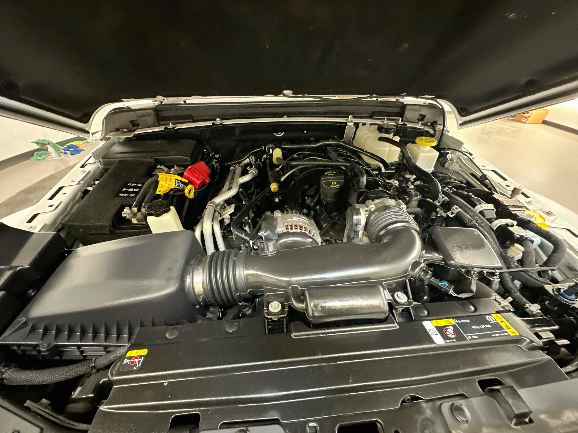 Used 2022 Jeep Gladiator Overland w/ Cold Weather Group AWD/4WD image 34