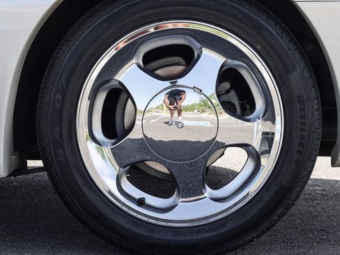 Used 2004 Ford Mustang GT RWD image 76