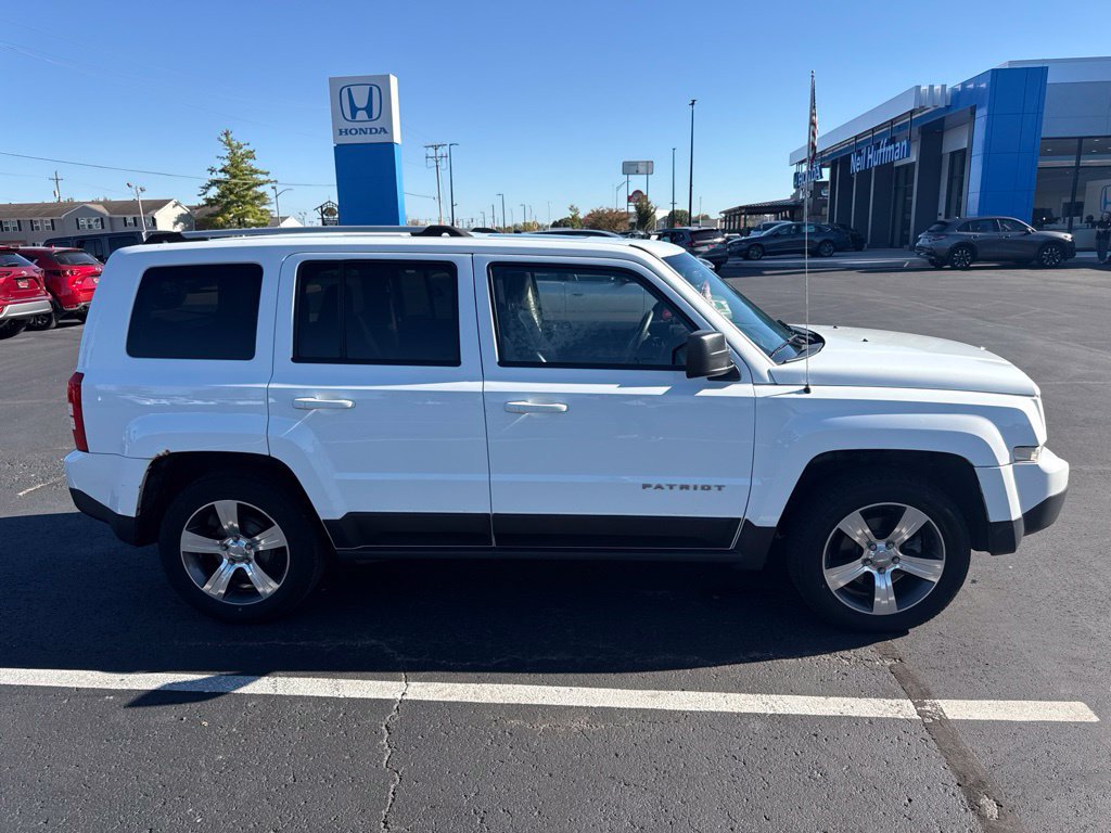 Used 2016 Jeep Patriot High Altitude FWD image 2