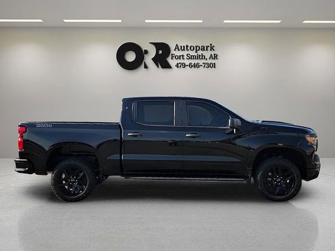 Used 2022 Chevrolet Silverado 1500 Custom Trail Boss w/ Midnight Edition image 6