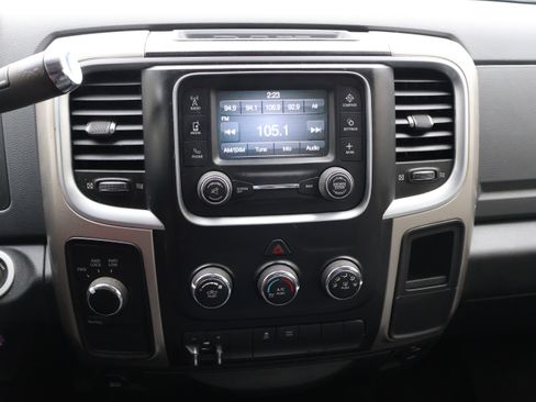 Used 2016 RAM 2500 SLT image 24