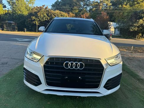 Used 2018 Audi Q3 2.0T Premium w/ Convenience Package image 2