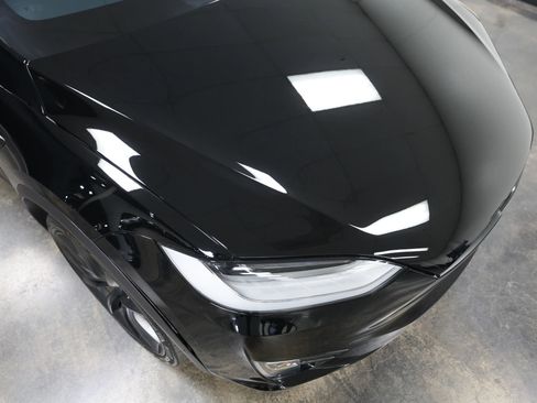 Used 2020 Tesla Model X Long Range image 10