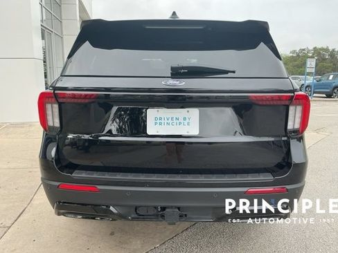 Used 2026 Ford Explorer ST-Line RWD image 10