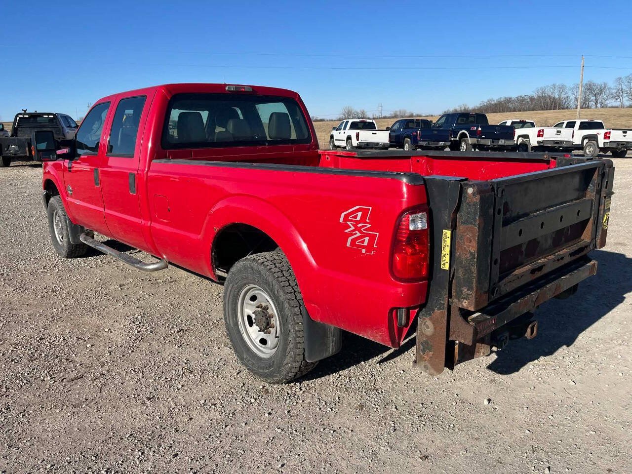 Used 2015 Ford F250 XL w/ Power Equipment Group AWD/4WD image 4