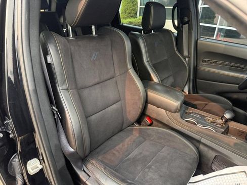 Used 2023 Dodge Durango R/T w/ Hemi Orange Plus Package AWD/4WD image 11