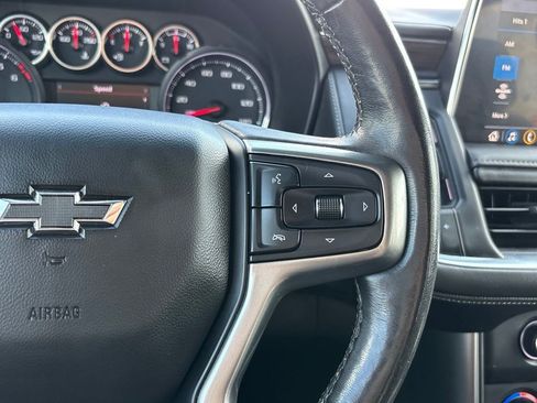 Used 2021 Chevrolet Tahoe Z71 w/ Luxury Package AWD/4WD image 21