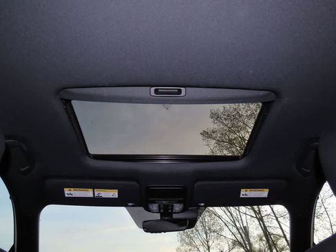 Certified 2023 Honda Passport TrailSport image 23