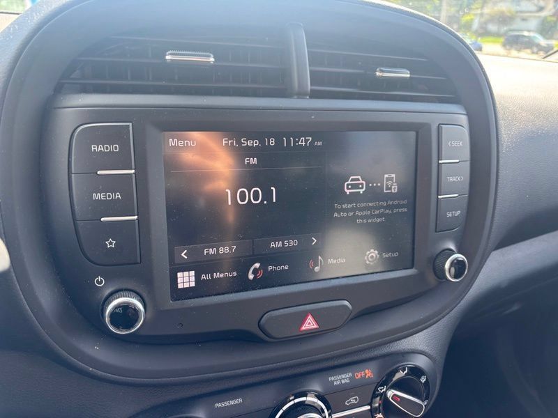 Certified 2024 Kia Soul LX FWD image 12