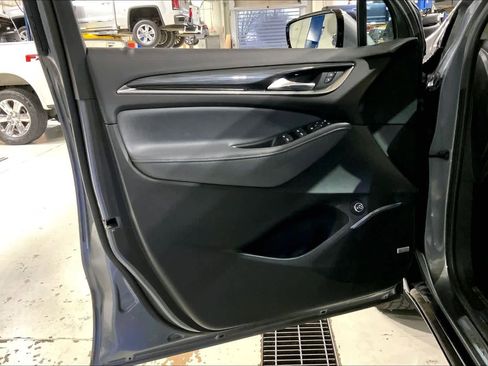 Used 2021 Buick Enclave Essence w/ Sound and Sites Package image 21