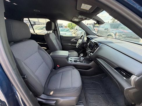 Used 2023 Chevrolet Traverse LT w/ LPO, Floor Liner Package AWD/4WD image 30