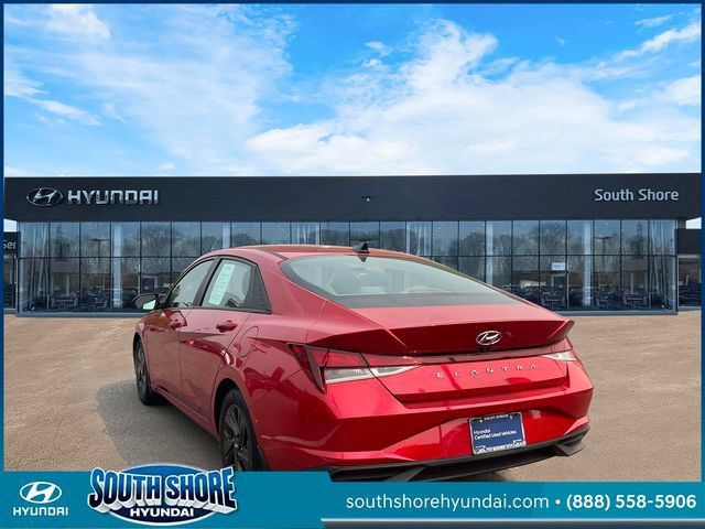 Certified 2022 Hyundai Elantra SEL w/ Convenience Package FWD image 5