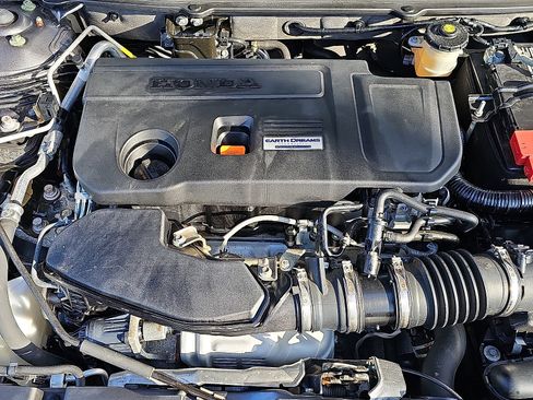 Used 2019 Honda Accord Touring image 28