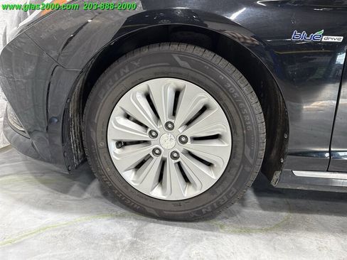 Used 2016 Hyundai Sonata SE image 16