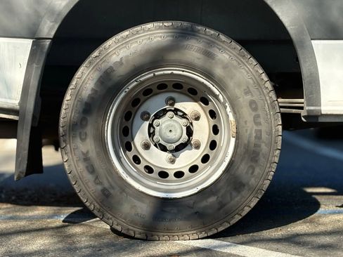 Used 2016 Mercedes-Benz Sprinter 3500 image 25