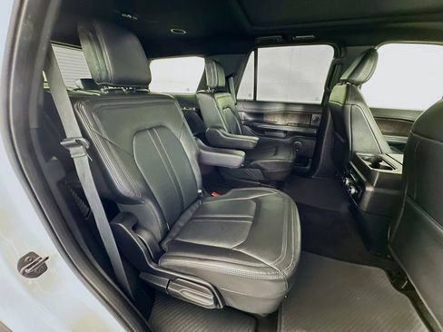 Used 2021 Ford Expedition Limited RWD image 29