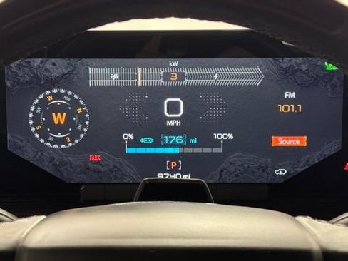 Used 2025 GMC Hummer EV 2X image 35