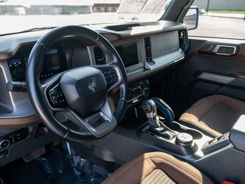 Used 2023 Ford Bronco Outer Banks image 13