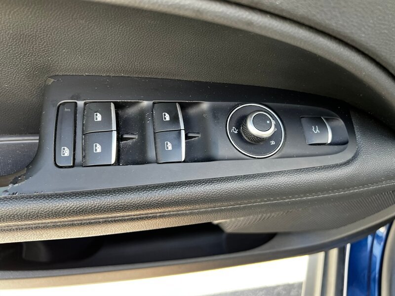 Used 2018 Alfa Romeo Stelvio AWD w/ Cold Weather Package image 24