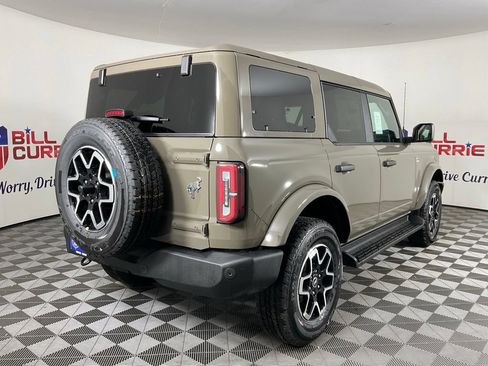New 2026 Ford Bronco Outer Banks AWD/4WD image 3