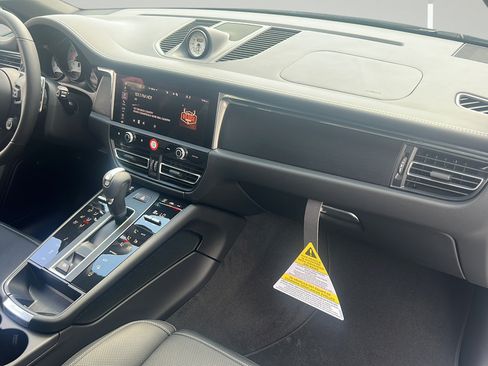 New 2026 Porsche Macan GTS AWD/4WD image 21