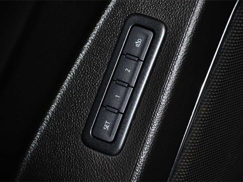 Used 2020 GMC Yukon XL SLT w/ Open Road Package image 28