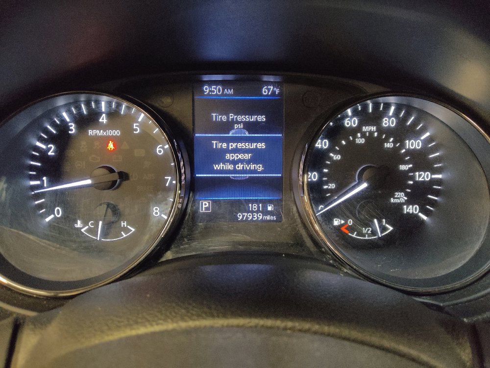 Used 2018 Nissan Rogue SV FWD image 23