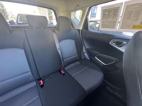 Used 2025 Kia Soul LX w/ LX Technology Package image 35