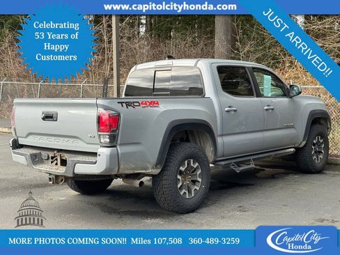 Used 2021 Toyota Tacoma TRD Off-Road w/ Technology Package image 3