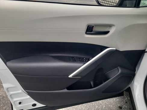 Used 2026 Toyota Corolla Cross L FWD image 15