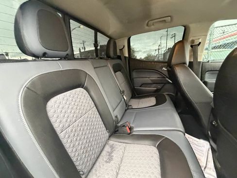 Used 2020 Chevrolet Colorado Z71 AWD/4WD image 25