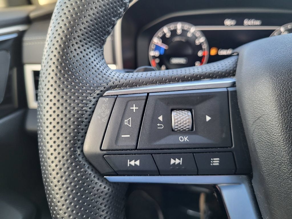 Used 2024 Mitsubishi Outlander SEL FWD image 19