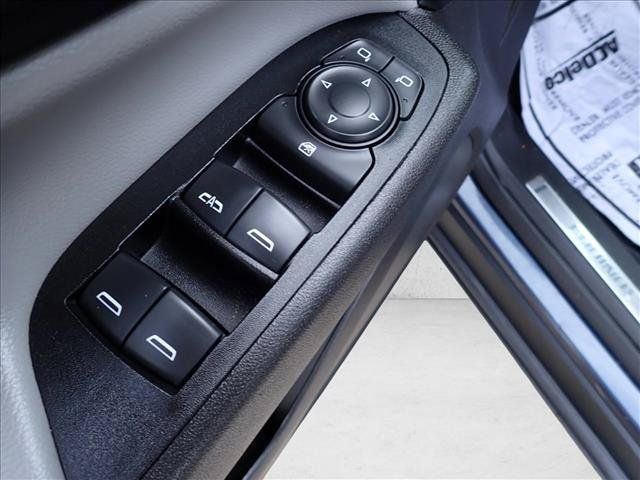 Used 2019 Chevrolet Equinox Premier AWD/4WD image 15