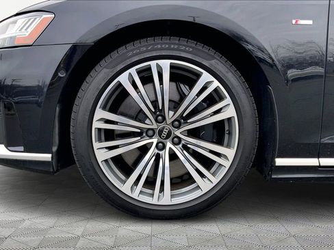 Used 2021 Audi A8 L 4.0T w/ Executive Plus Package image 21